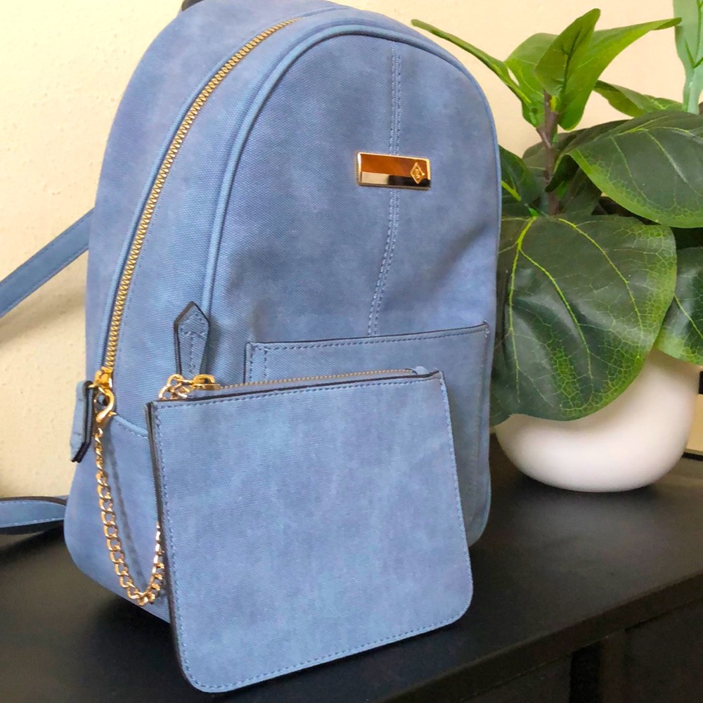 Call it Spring- Womenswear’s backpack - Picture 2 of 4